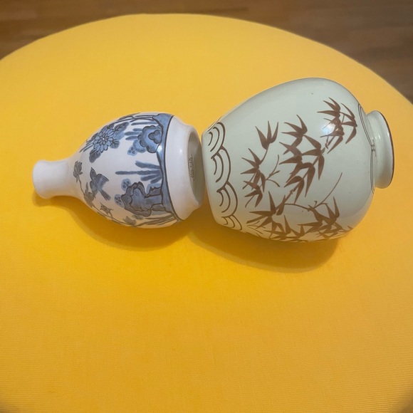 Miniature Japanese Vase - Picture 4 of 6